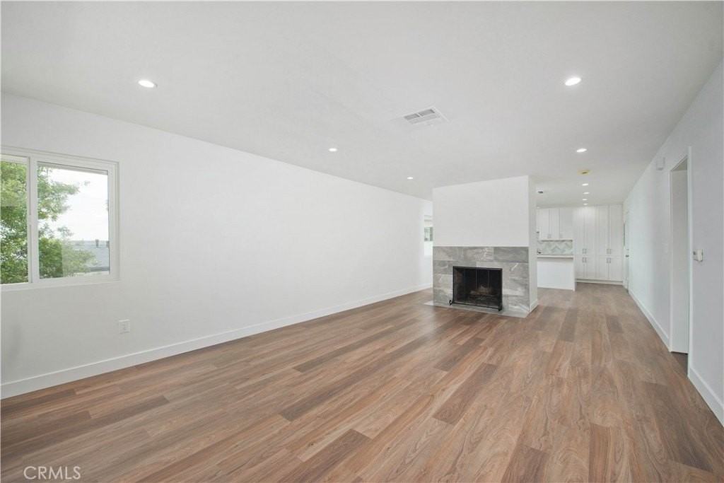 313 Raymondale Dr #D - Photo 7 of 24