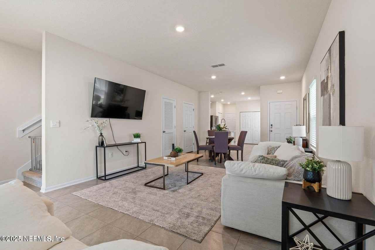 891 Observatory Pkwy - Photo 4 of 19