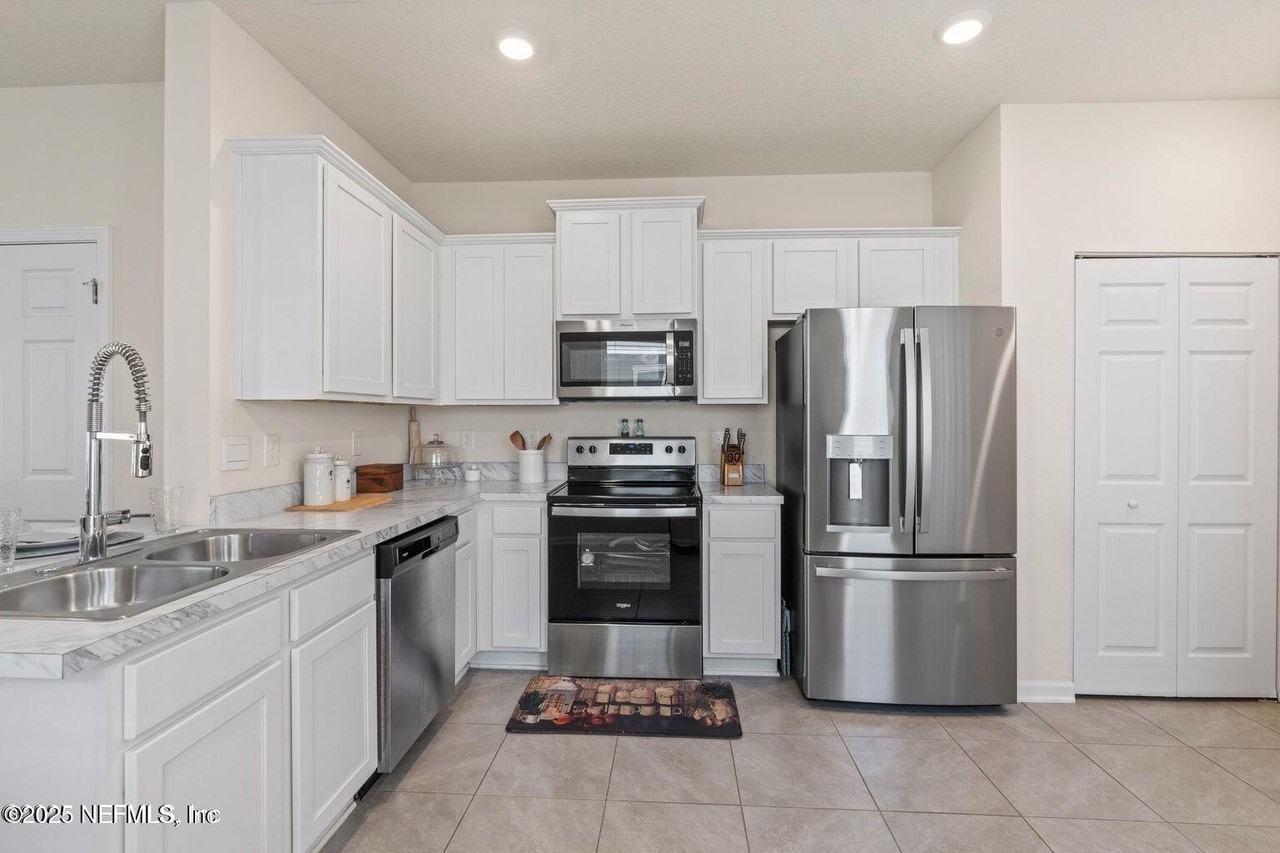 891 Observatory Pkwy - Photo 7 of 19