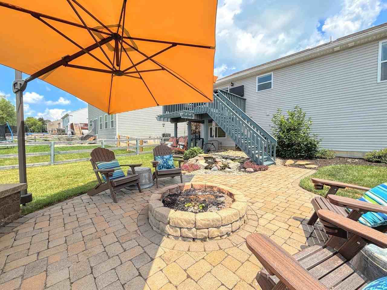 226 Veneto Dr - Photo 2 of 47