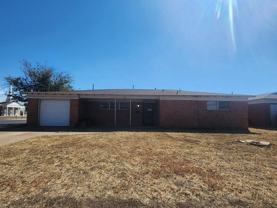 218 N Dewberry Dr - Photo 1 of 1