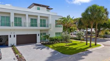 featured image of 221 Shore Ct #221