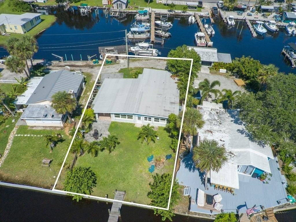 3957 Canal Dr - Photo 7 of 36