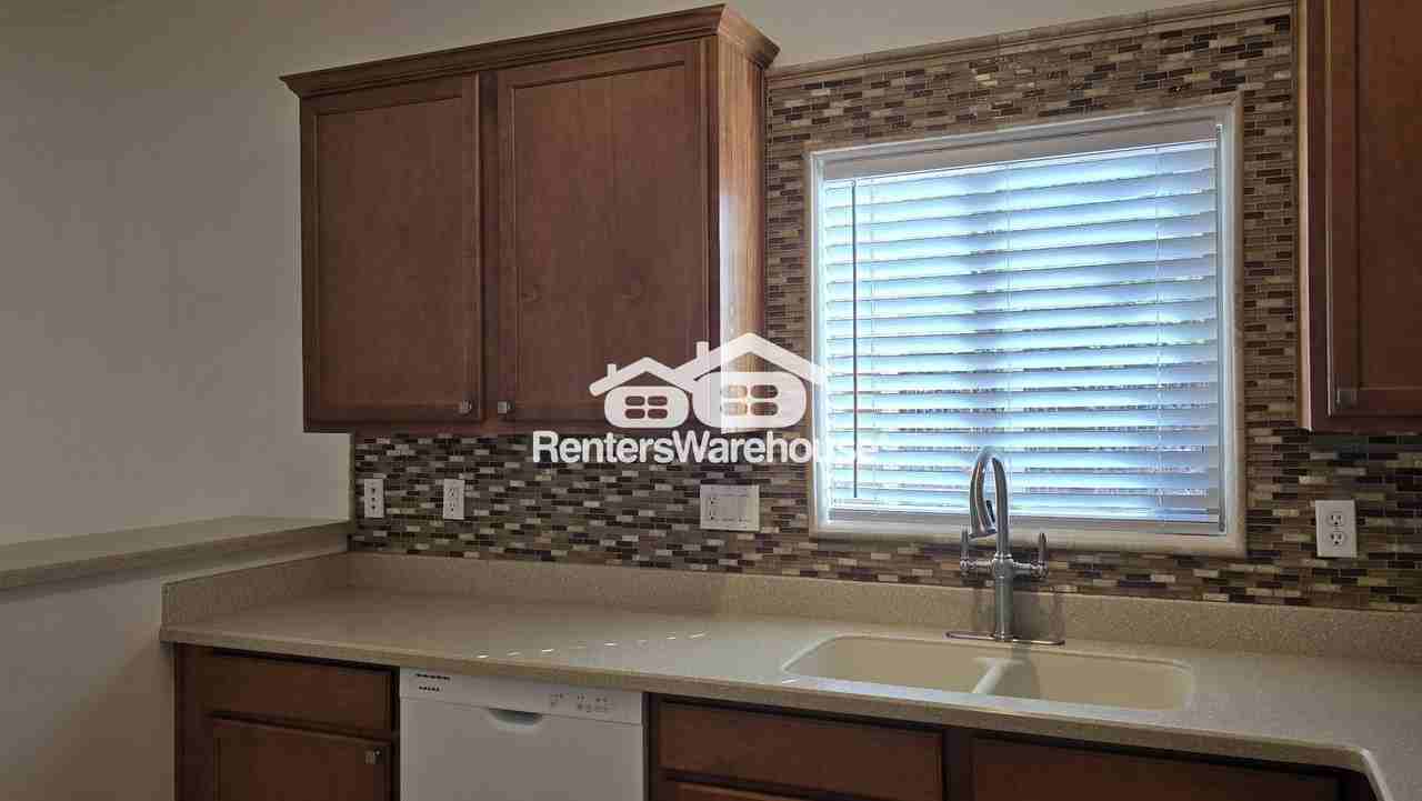 1126 E Mount Shibell Dr - Photo 3 of 30
