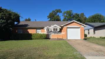 featured image of 610 Dover Dr