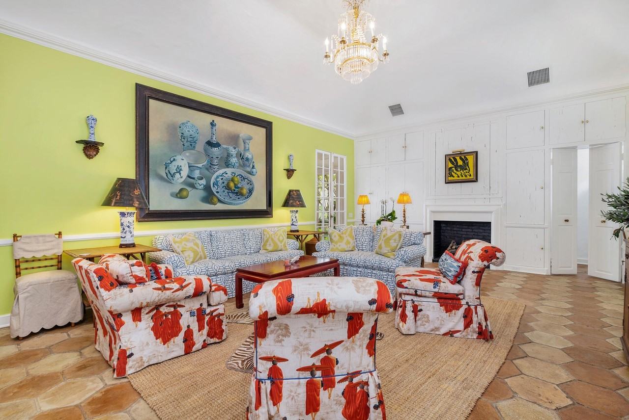 417 Peruvian Ave #1 - Photo 4 of 21