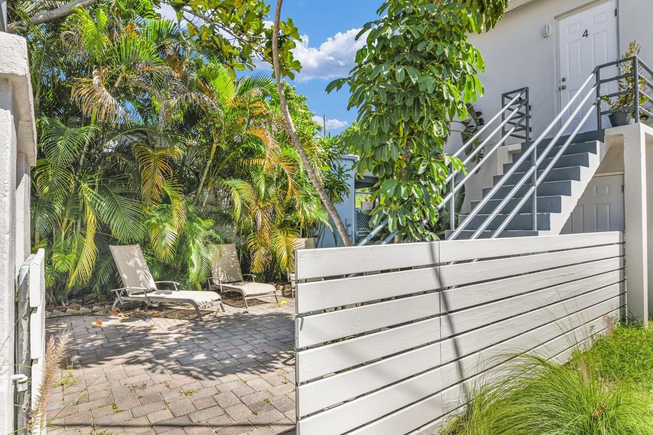 818 N Dixie Hwy #3 - Photo 2 of 19