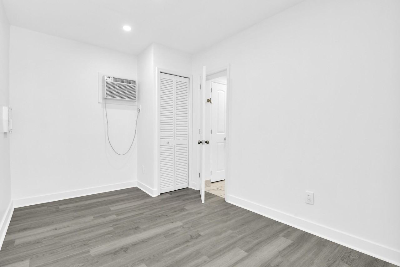 818 N Dixie Hwy #3 - Photo 7 of 19