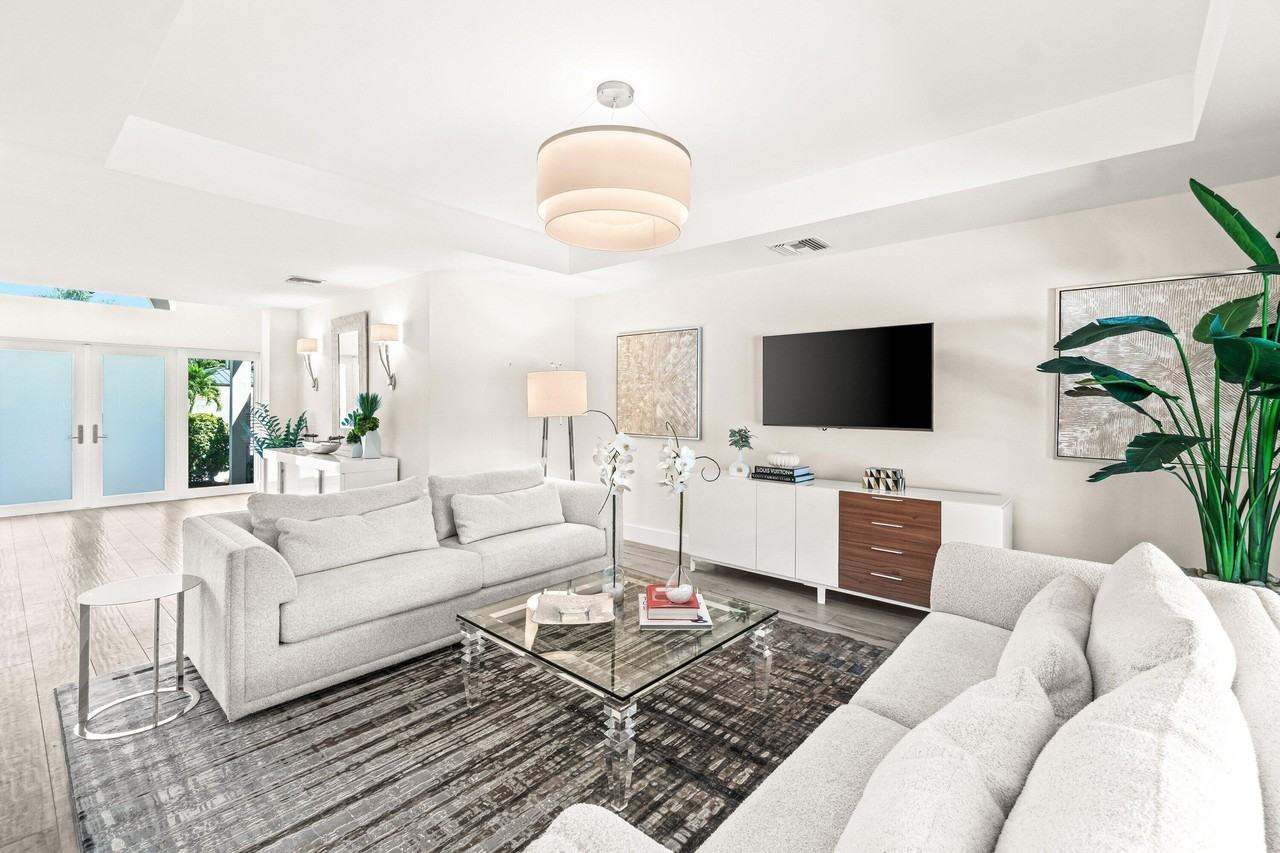 2367 Queen Palm Rd - Photo 2 of 45