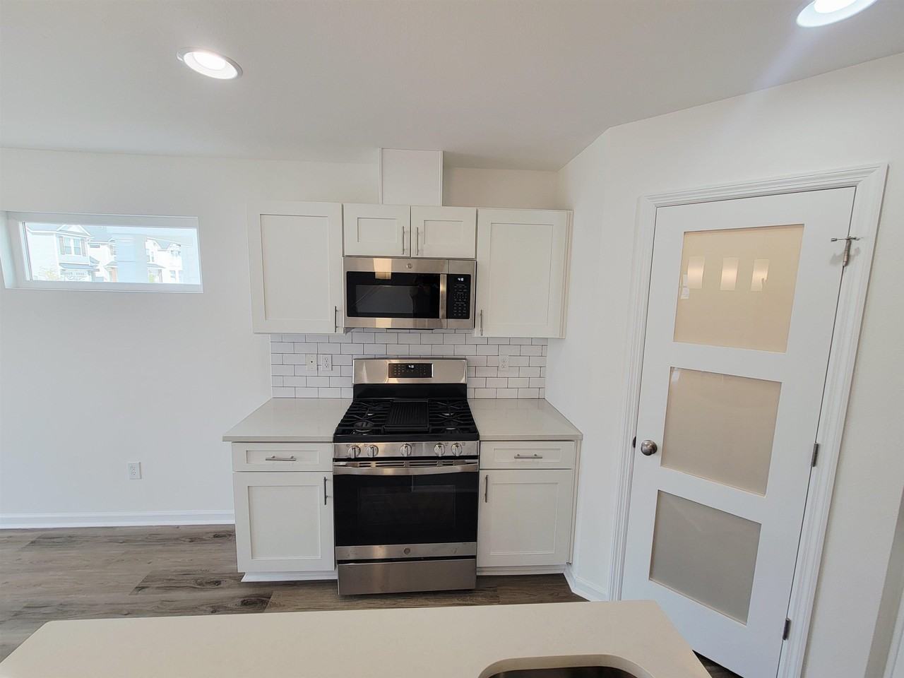 1367 Landon Hills Dr - Photo 6 of 22