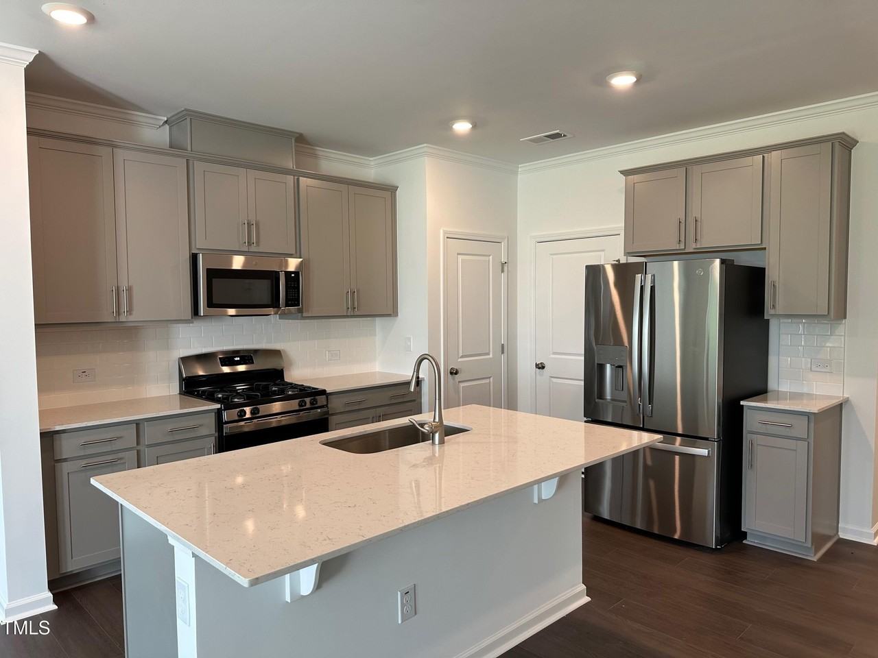 1121 Merlot Hills Ln - Photo 3 of 14