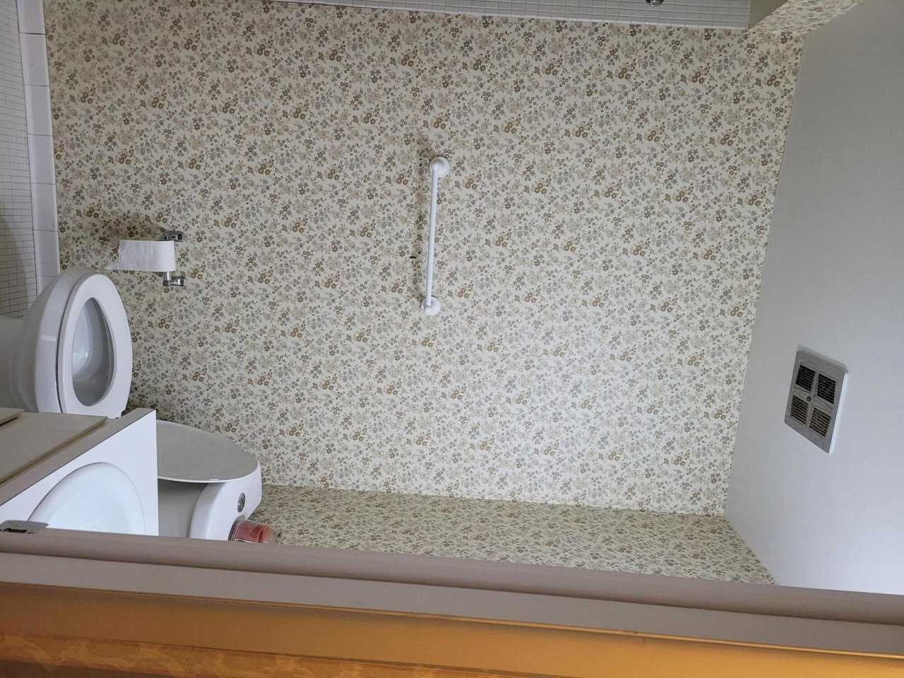 30224 Southfield Rd Unit A246 #A246 - Photo 7 of 11