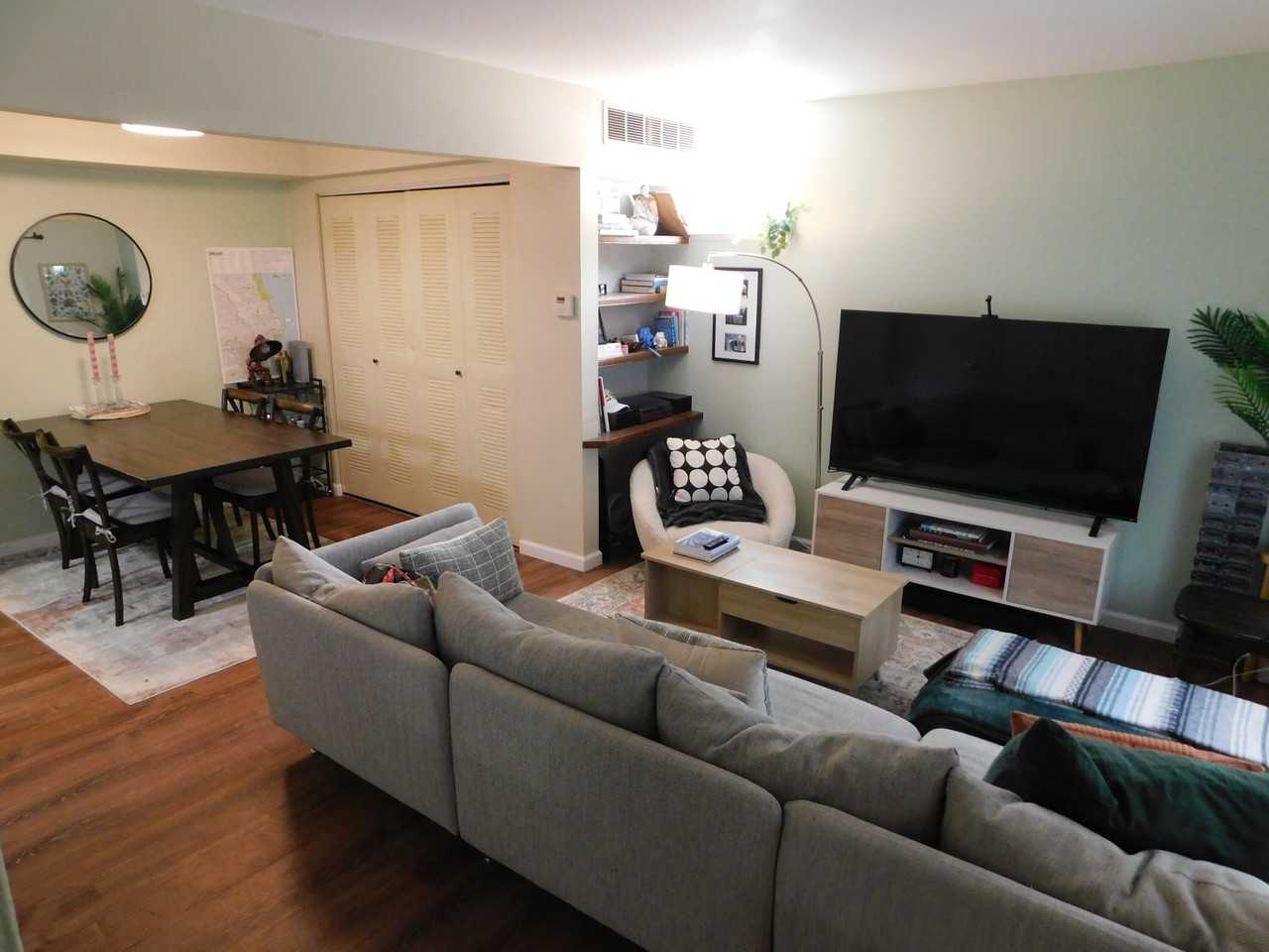 543 Long Shore Dr Apt B #B - Photo 5 of 17