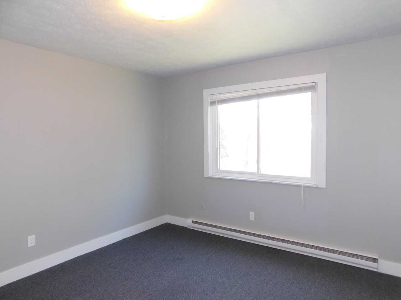 253 Brookridge Ct - Photo 5 of 9