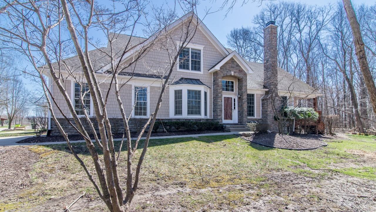 49609 Timber Trl - Photo 2 of 30