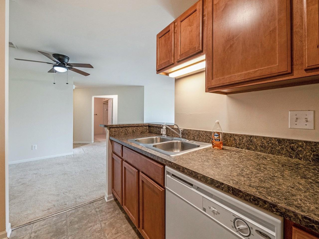 1112 Addington Ln - Photo 7 of 25