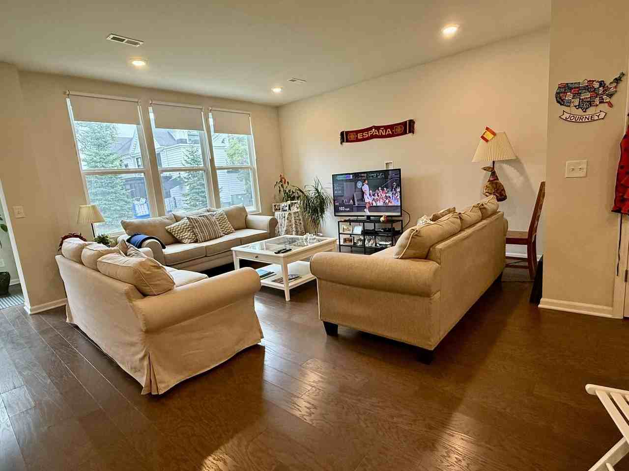 22478 Woodbridge Ln - Photo 7 of 30