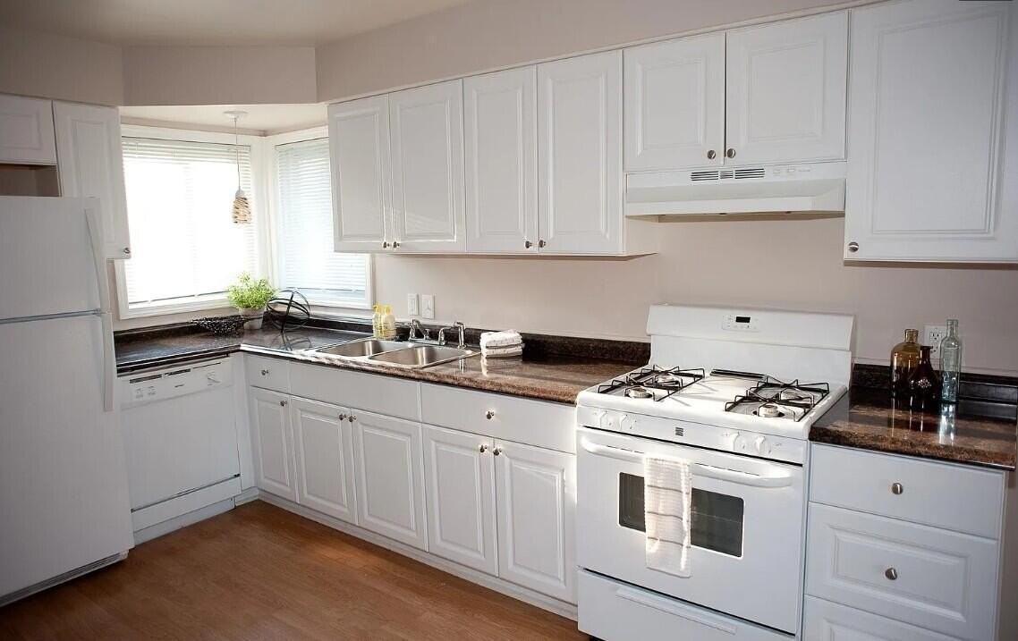 14255 Cavell St - Photo 2 of 16