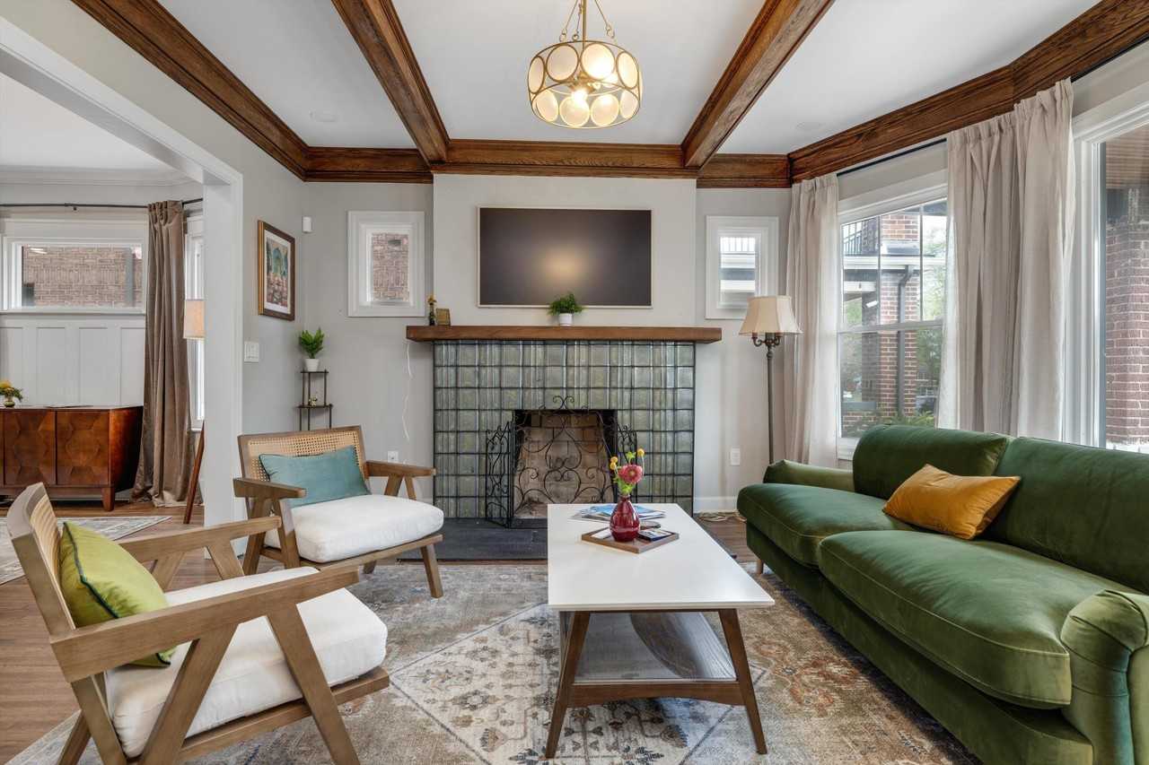 1456 Virginia Park St - Photo 3 of 14