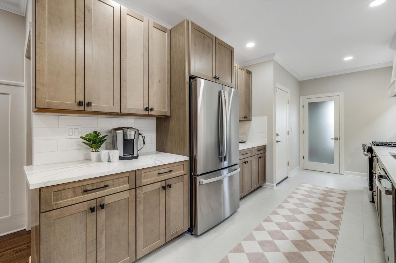 1456 Virginia Park St - Photo 7 of 14