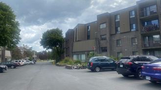 645 Glengarry - Photo 1 of 1