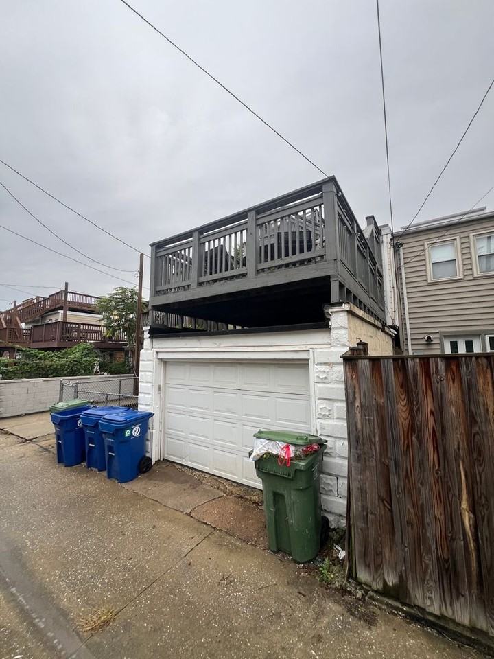 329 South Bouldin Street - Photo 2 of 38