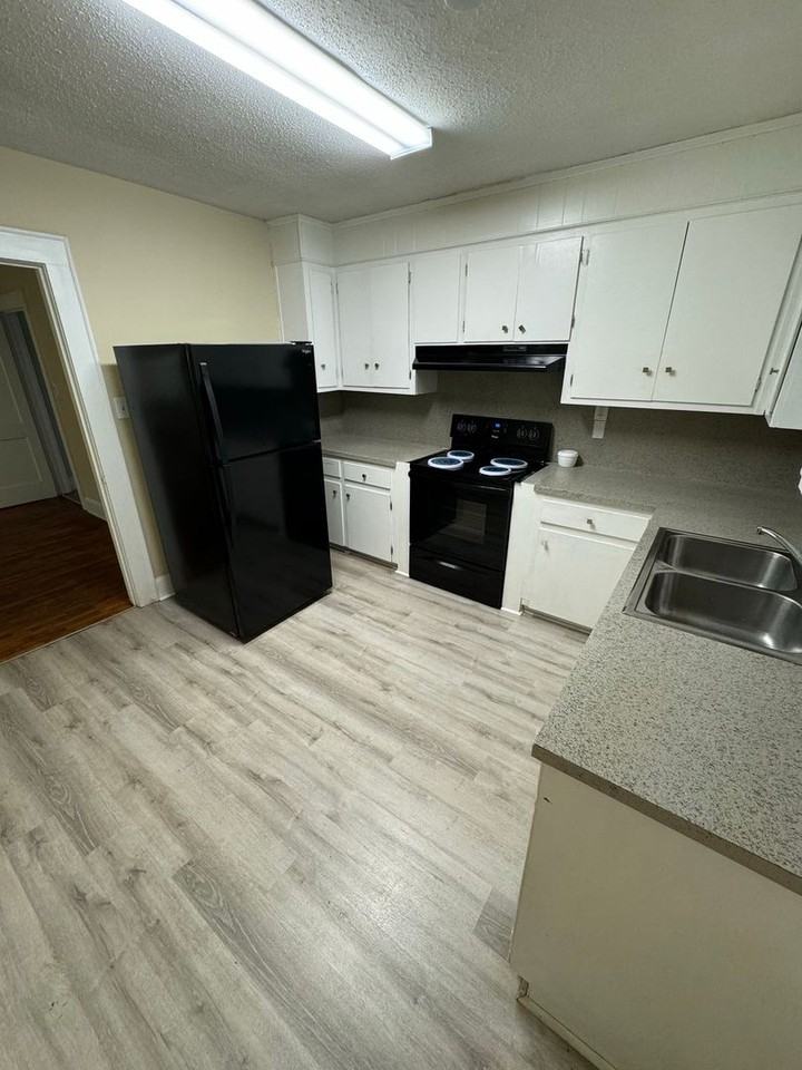 449 Jackson St - Photo 5 of 9