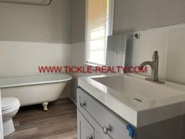 featured image of 518 S Goodman St