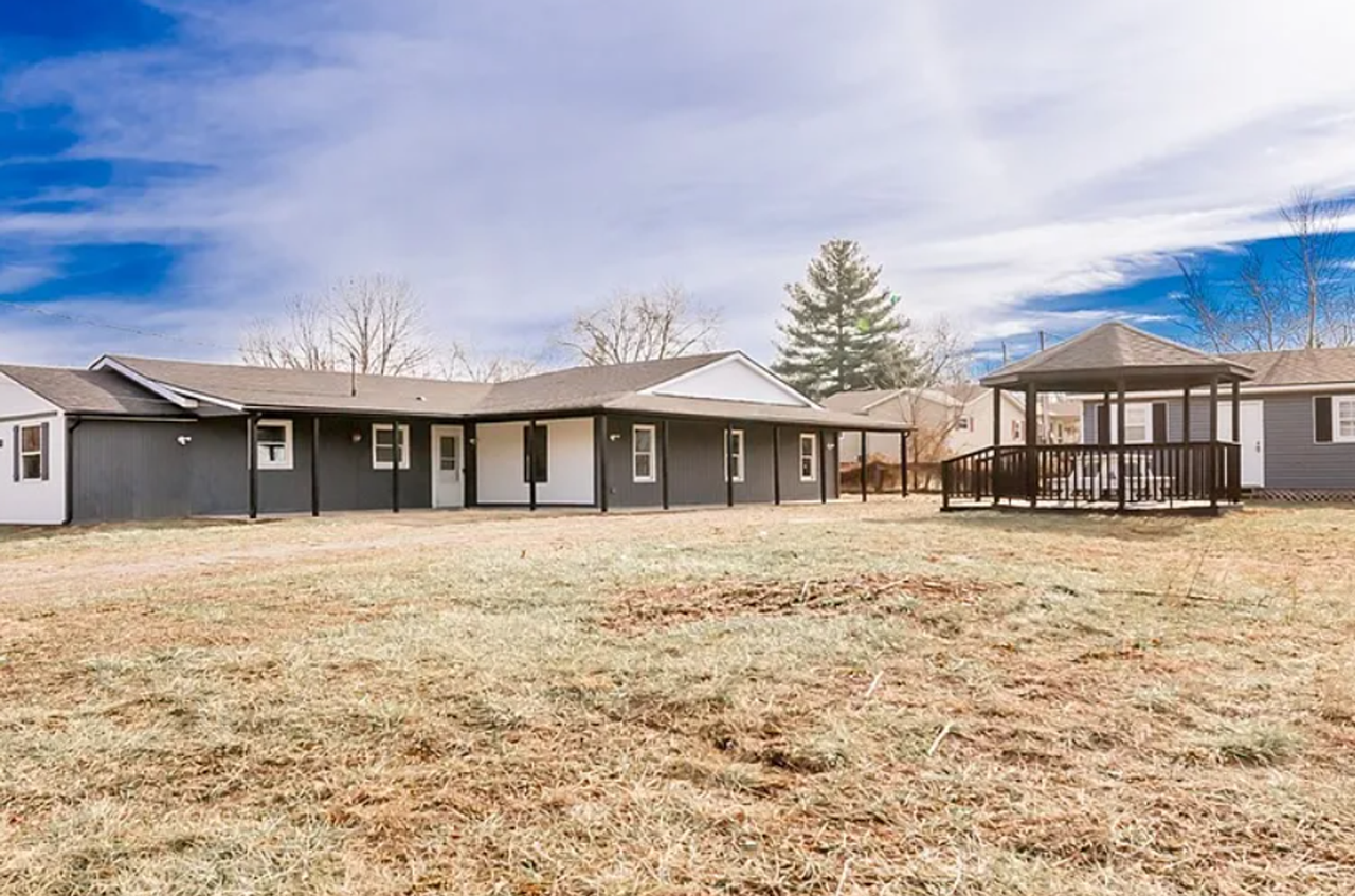 16118 Cottonwood Dr - Photo 2 of 21