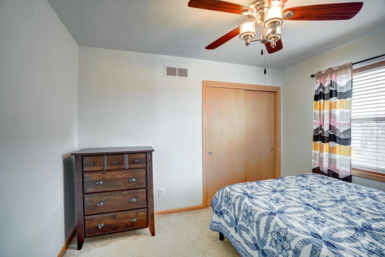 818 Redan Dr - Photo 7 of 48