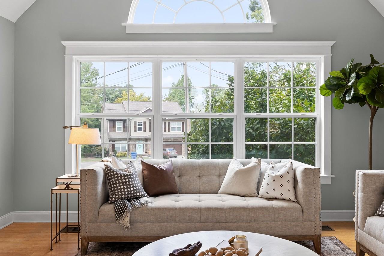 2124 Burnt Hickory Dr - Photo 5 of 31