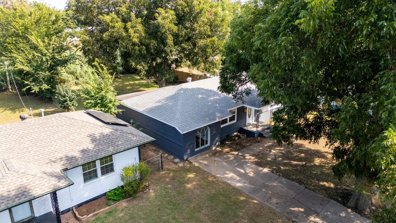 4316 N Libby Ave - Photo 5 of 30