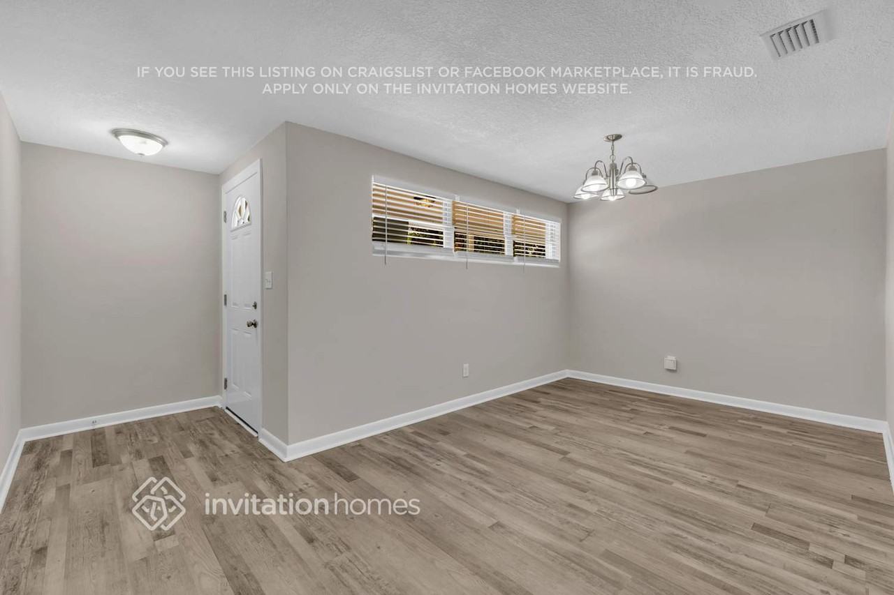4127 Glenview Rd - Photo 3 of 23