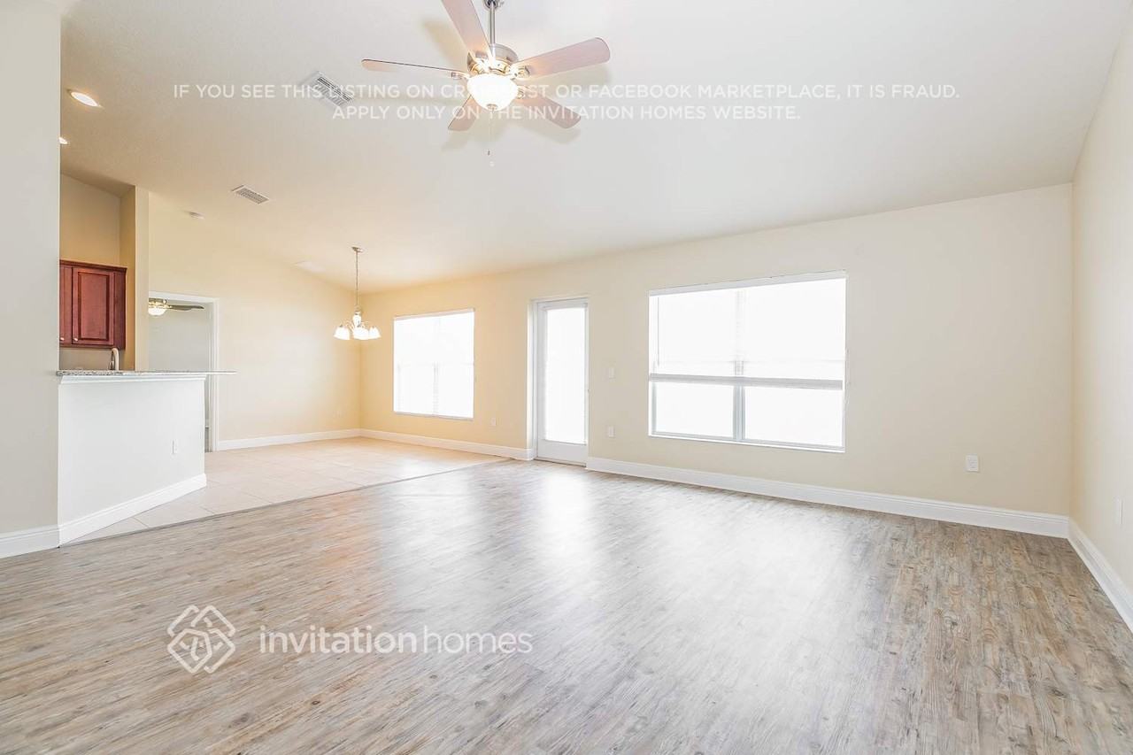 2100 Dawson Ct - Photo 3 of 20