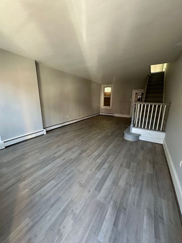 1106 Chestnut St - Photo 2 of 8