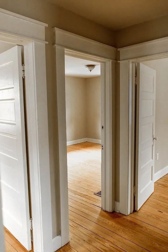 604 E 2nd St - Photo 4 of 8