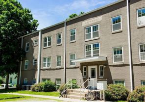 809 S Henderson - Photo 1 of 1