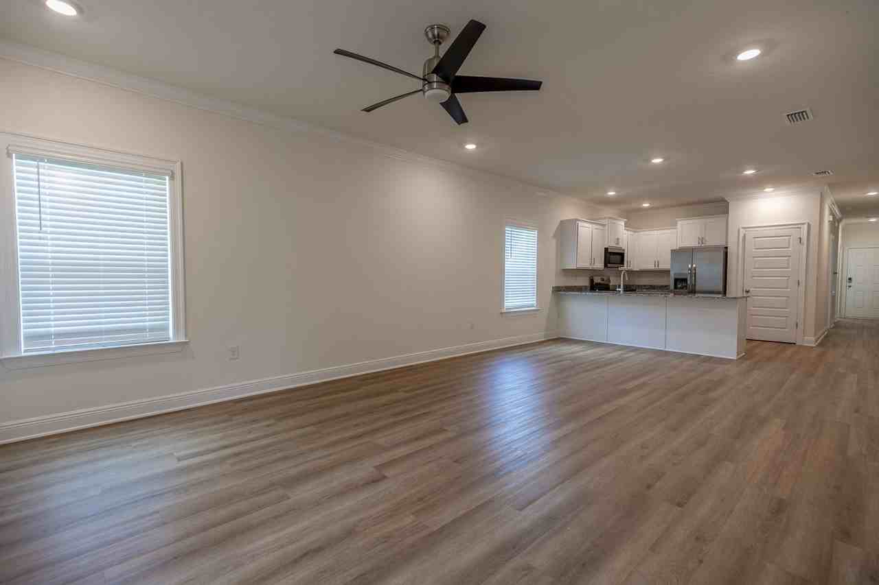 16267 Tigris Rd - Photo 3 of 18