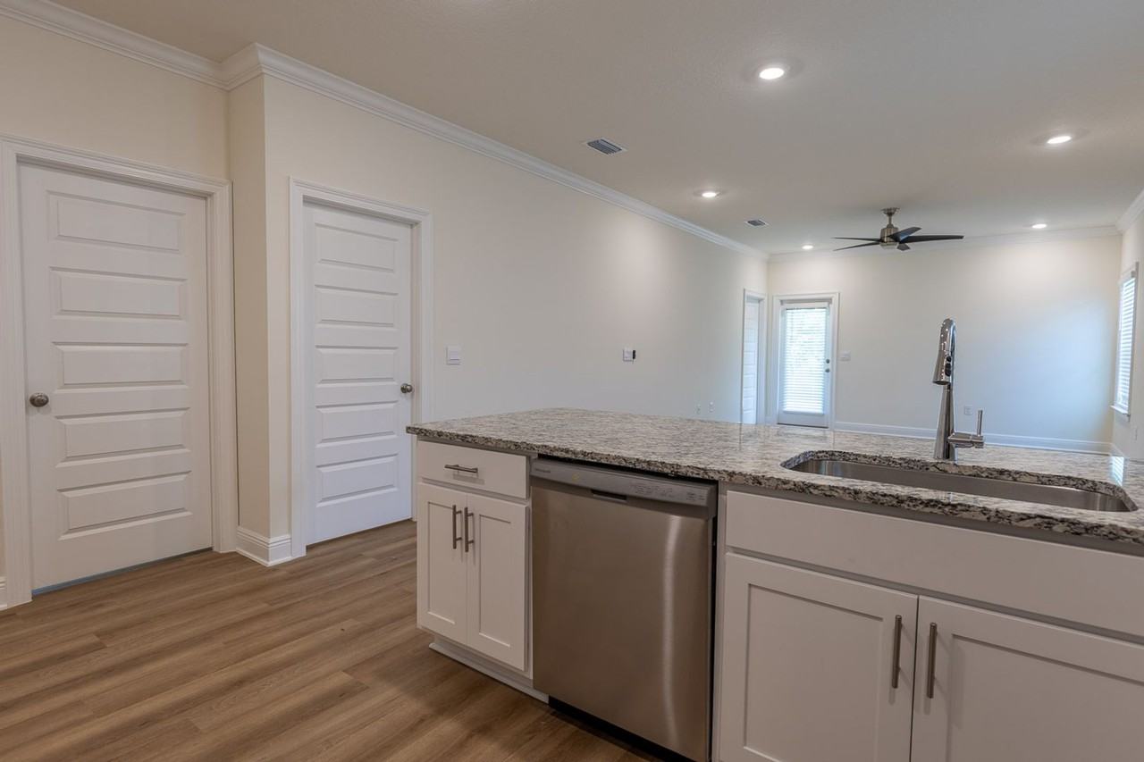 16267 Tigris Rd - Photo 6 of 18