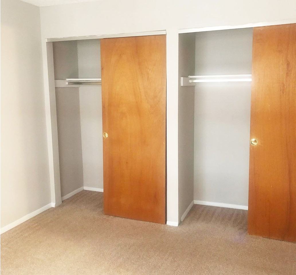 Ludlow 440 - Photo 3 of 11