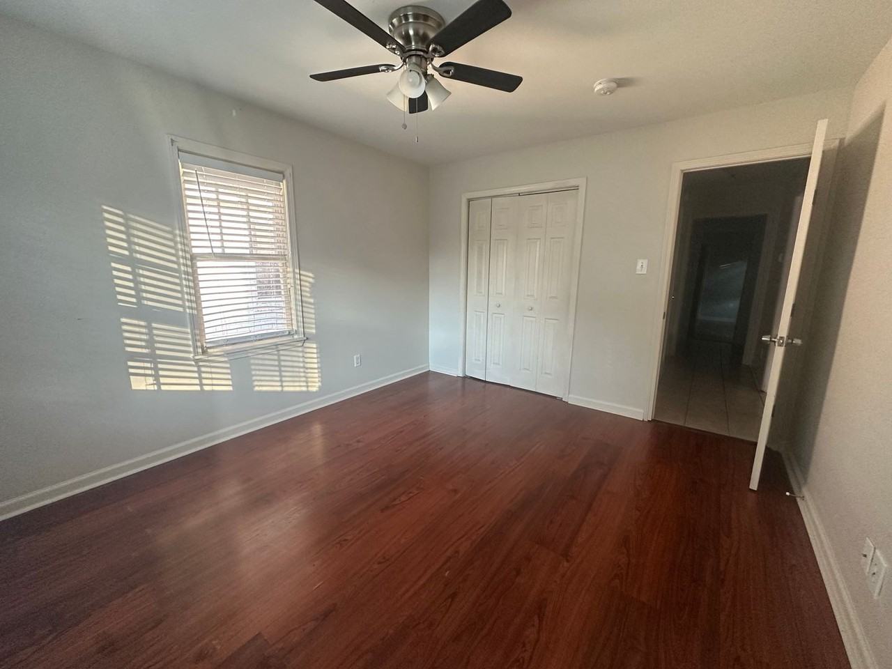 902 Oaklawn Avenue - Photo 7 of 18