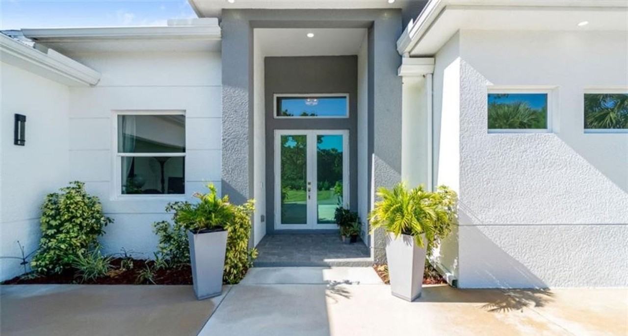 3502 40th Avenue Southeast - Photo 3 of 45