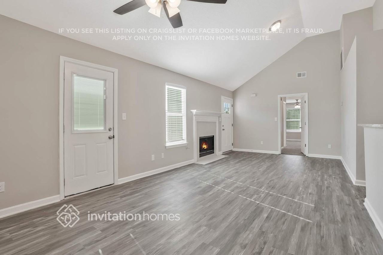 1156 Ruxbury Ct - Photo 2 of 25