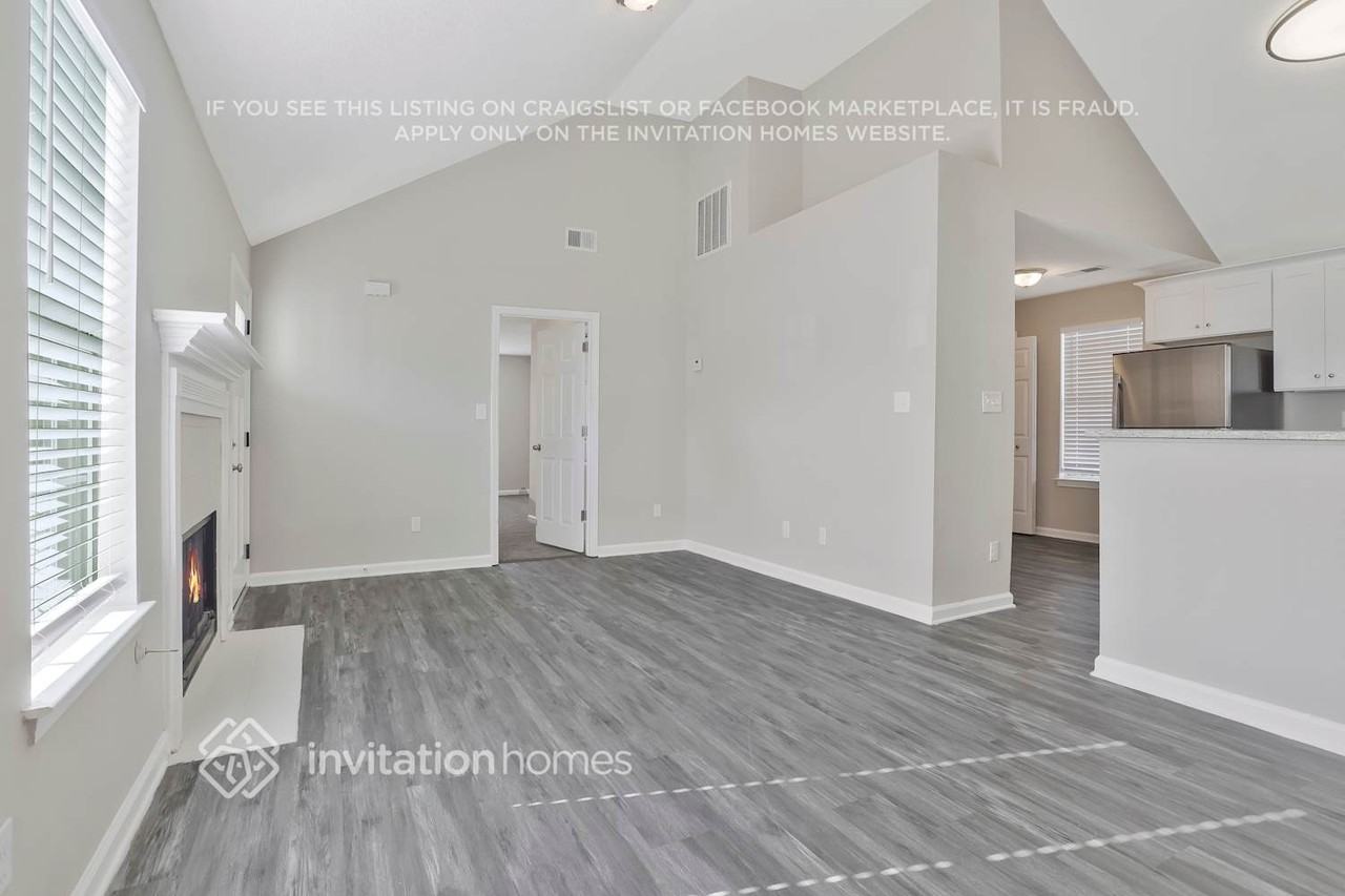 1156 Ruxbury Ct - Photo 6 of 25