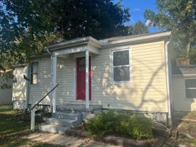 1137 Cherry Valley Rd Se - Photo 1 of 1