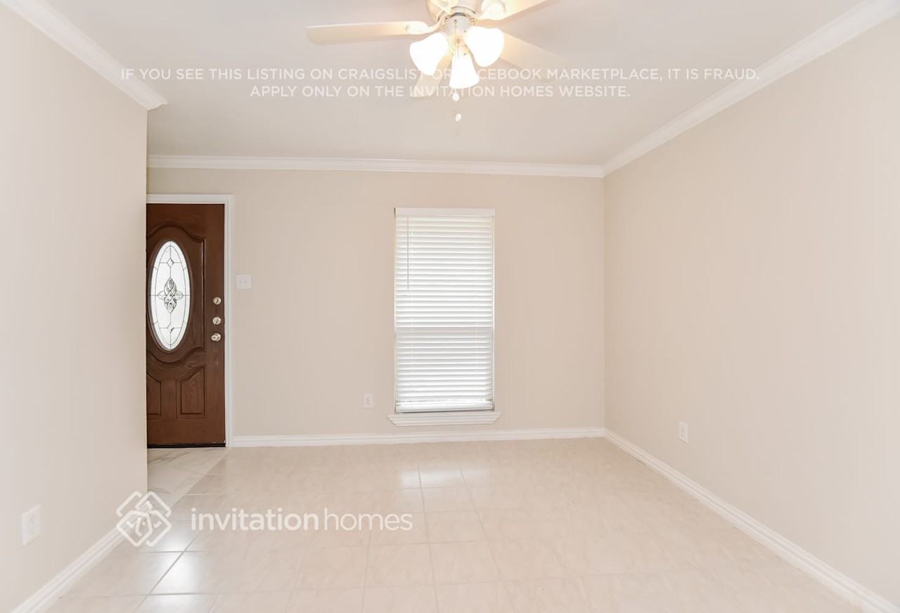 3356 Westminster Dr - Photo 2 of 15