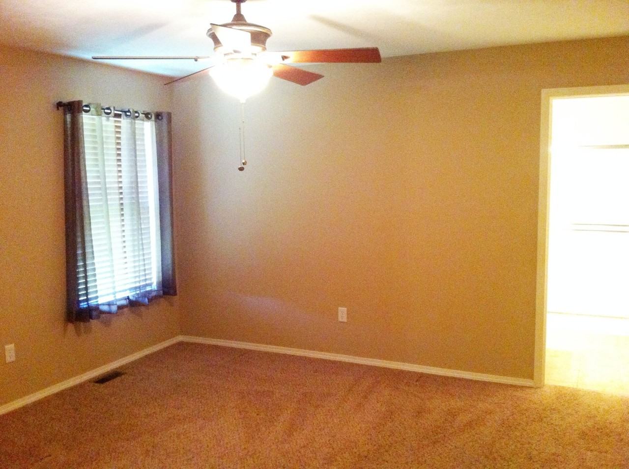 5634 Sugarpine Drive - Photo 5 of 8