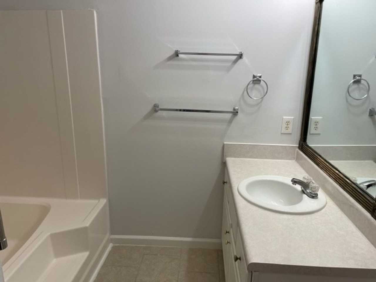 645 N Fairfield Dr - Photo 7 of 15