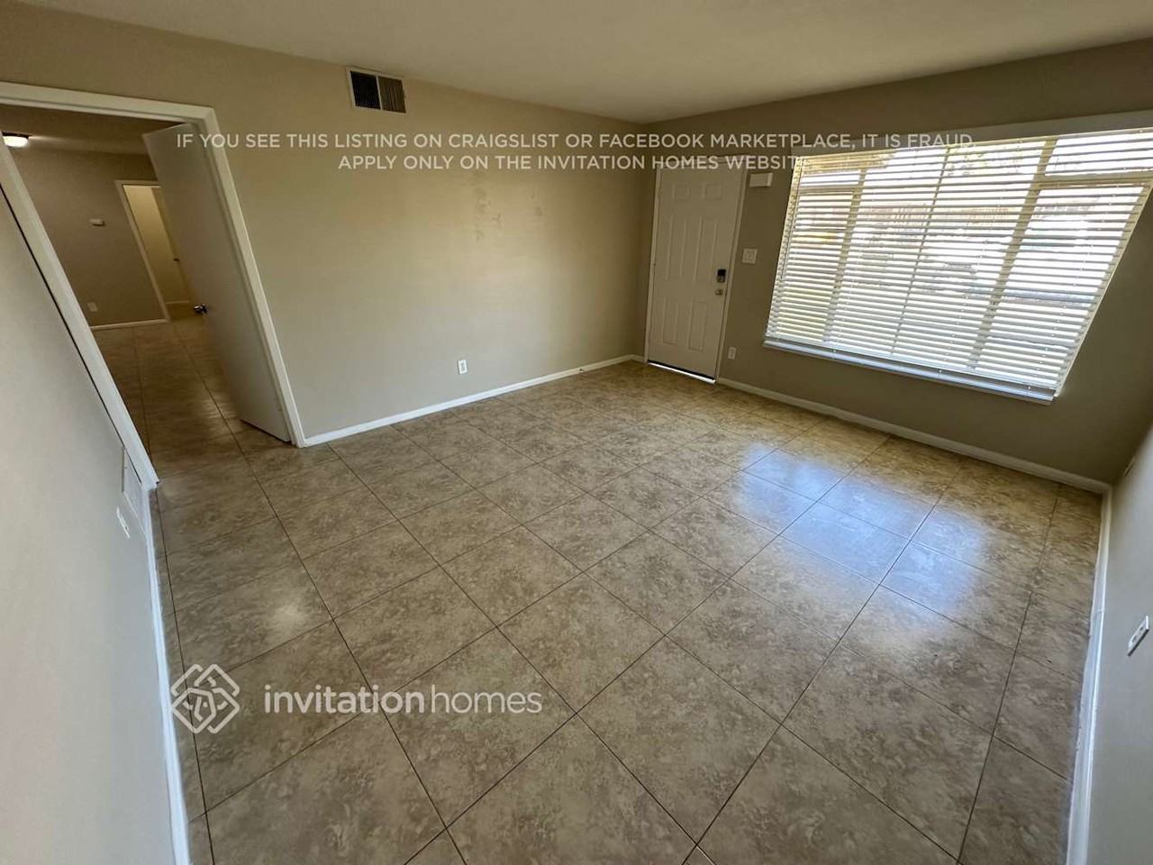 3737 West Lawrence Road - Photo 2 of 12