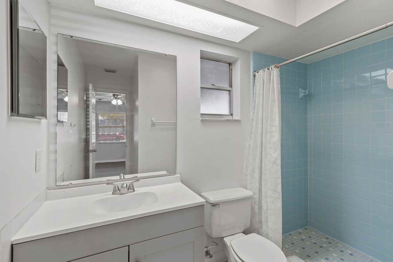 2711 N Dellwood Dr - Photo 5 of 12